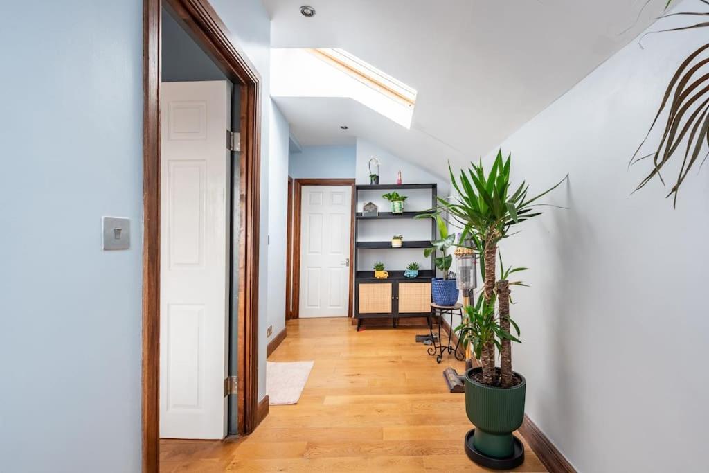 Harbourside Haven - Stylish Retreat In Hotwell - Free Parking Apartment Bristol