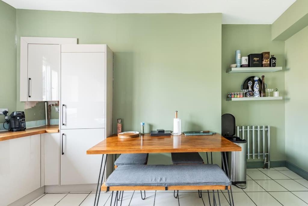 Harbourside Haven - Stylish Retreat In Hotwell - Free Parking Appartamento *